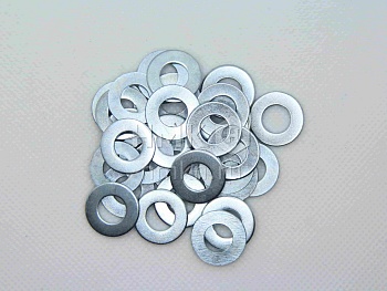 Комплект узких плоских шайб в цинке размеры 6, 8, 10, 12, 16 по 10 шт Комплект узких плоских шайб в цинке размеры 6, 8, 10, 12, 16 по 10 шт